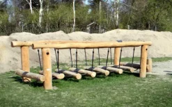 Bjelkebro i robiniatre