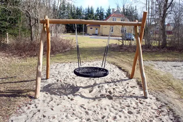 Huskestativ for fuglerede