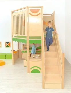Lekekrok med 2 etasjer
