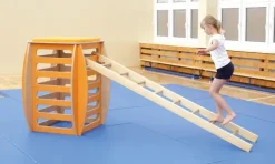 Oppnå gymnastikkube stor