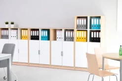 Quadro stor dør til yttervegg hvit