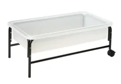 Sand- og vannbord lavt