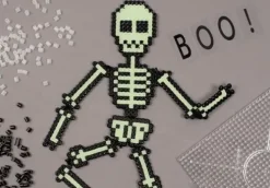 Selvlysende skjelett av perler- idépakke