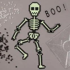 Selvlysende skjelett av perler- idépakke