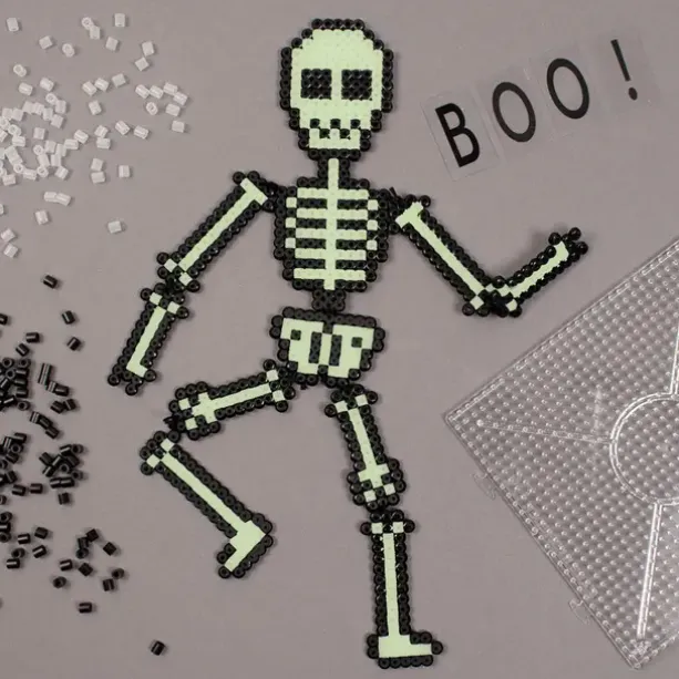 Selvlysende skjelett av perler- idépakke