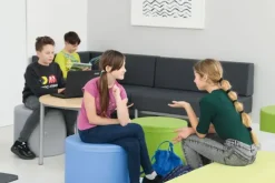 Sittepuff lys blå